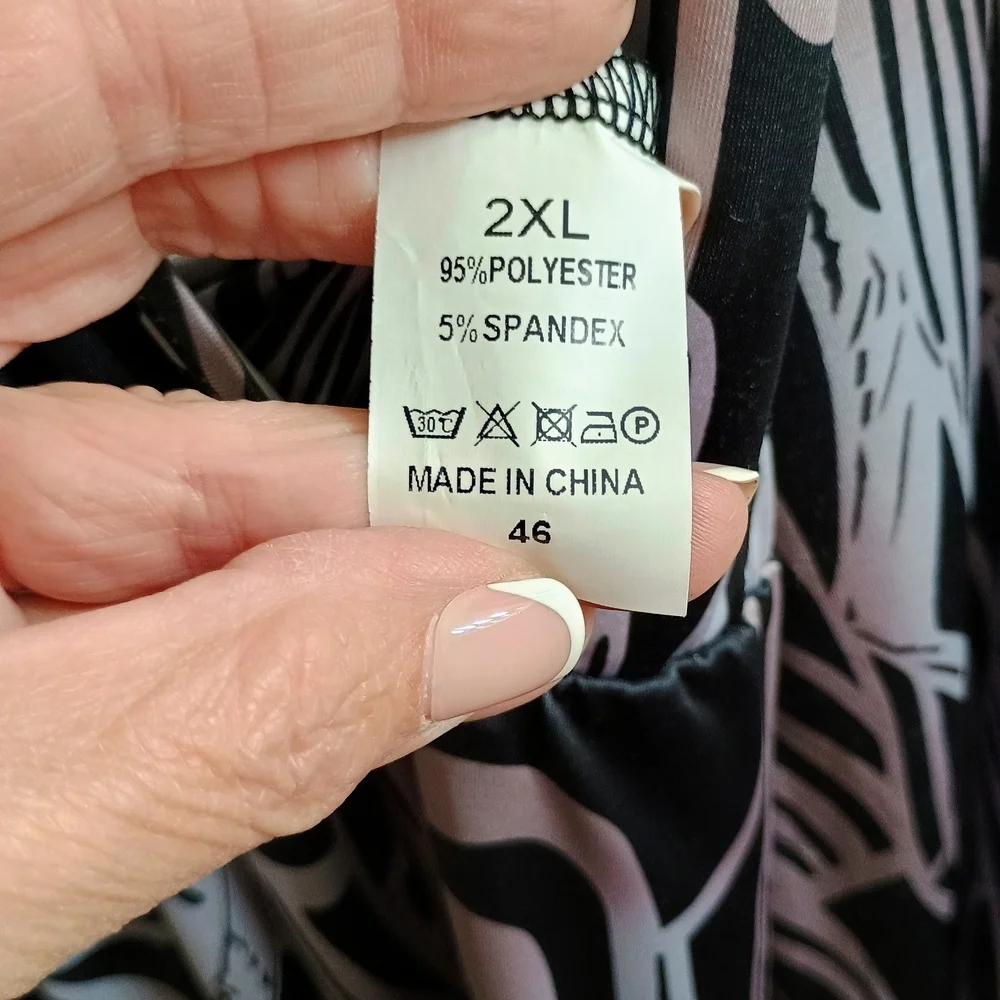 Elegant Black and Light Purple Patterned Pant Suit - Picture 6 of 6